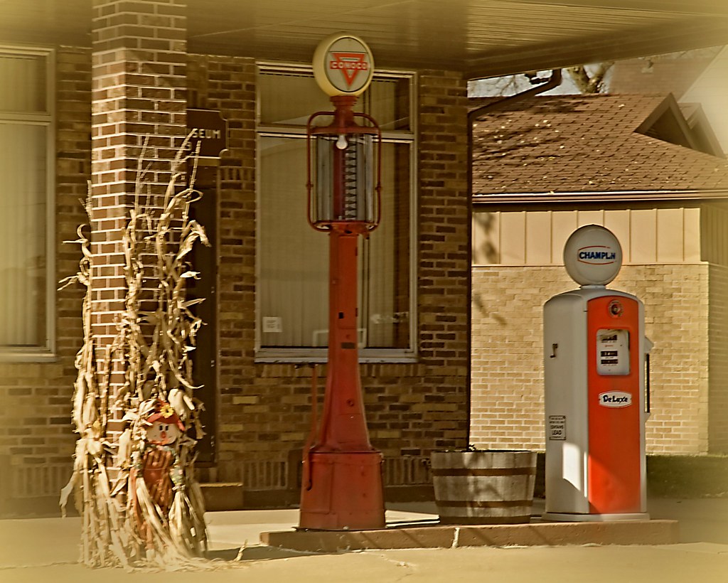 Readlyn, Iowa I don't really know what it is with Iowans. … Flickr