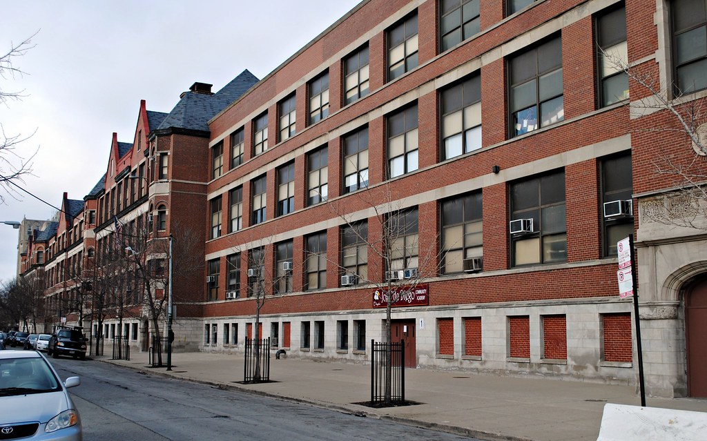 Former Tuley High School 1313 N. Claremont Chicago IL. Stu… Flickr