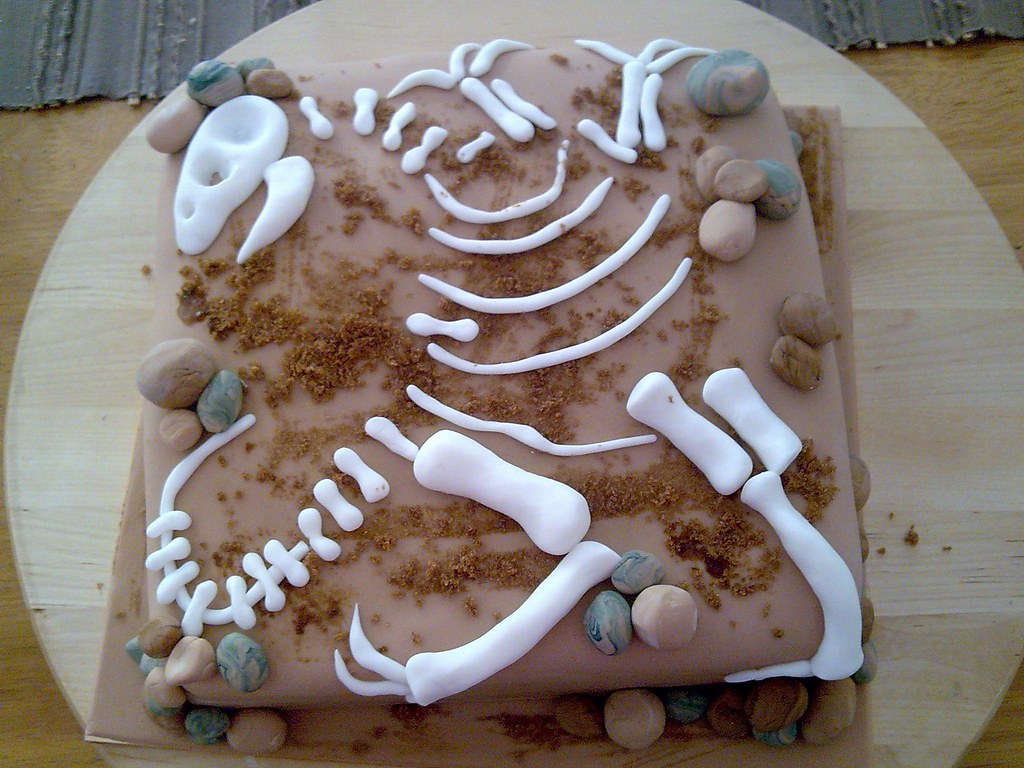 TRex Fossil Cake The Topping's Design. Done for a dinosau… Flickr