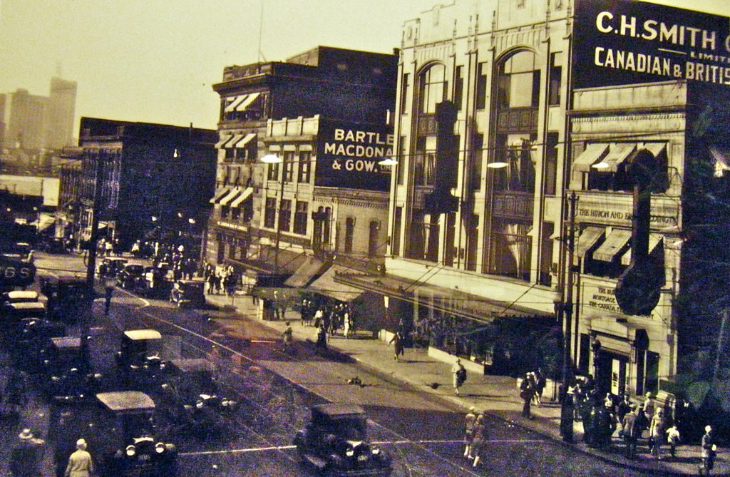 flapper city Downtown Windsor, Ontario, Canada in 1928 loo… Flickr