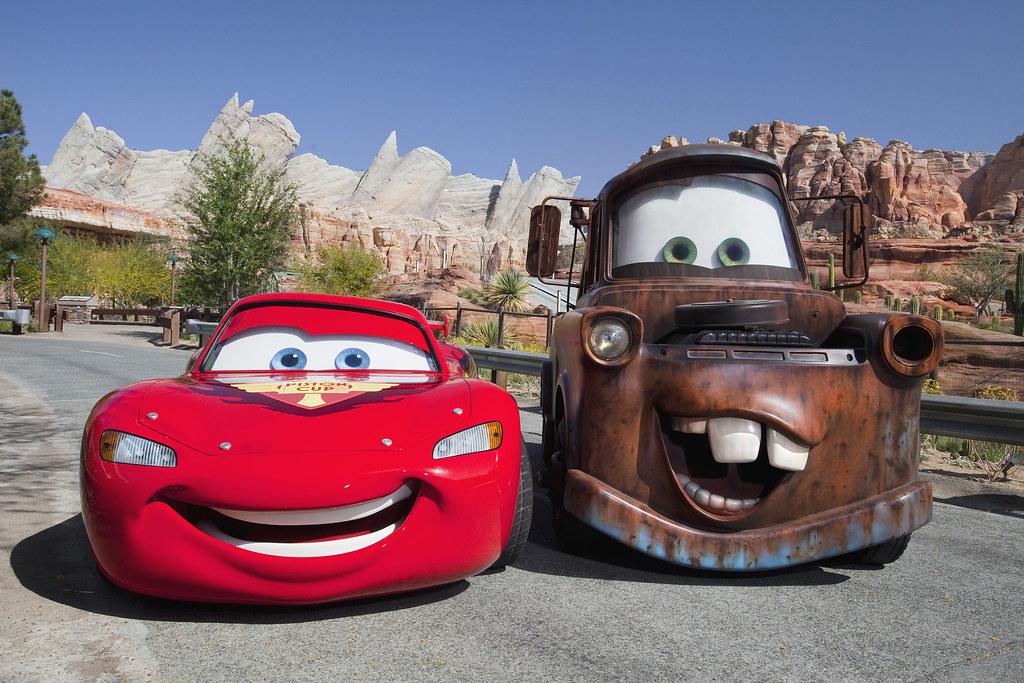 Disneyland Cars Land Launch MEET LIGHTNING MCQUEEN AND MAT… Flickr