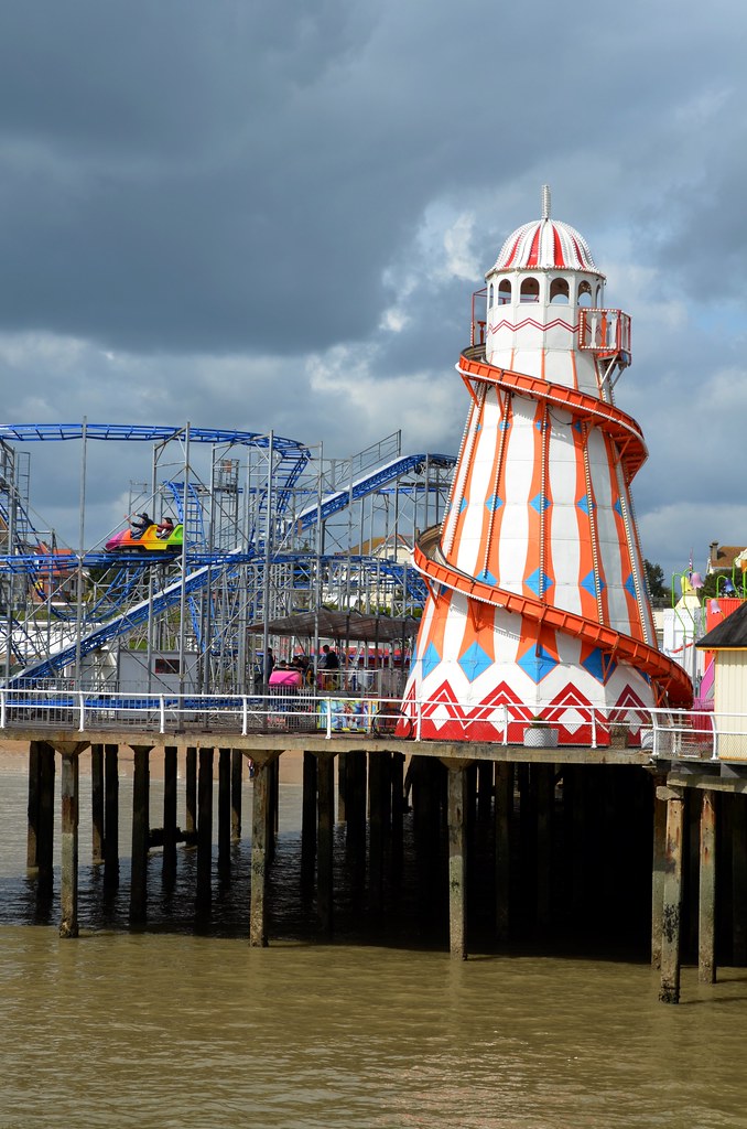 ClactononSea pier ClactononSea, Essex. Jodi Flickr