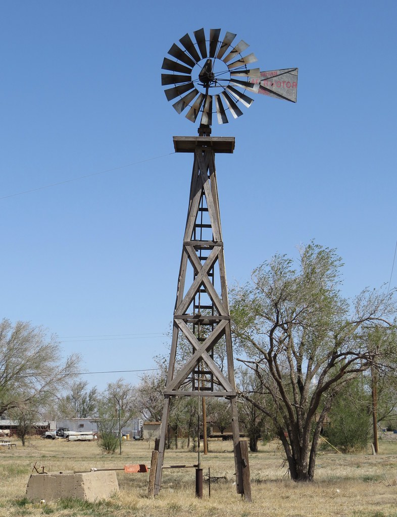 Wooden Windmill Adrian, Texas; the old wood towers are mos… Flickr