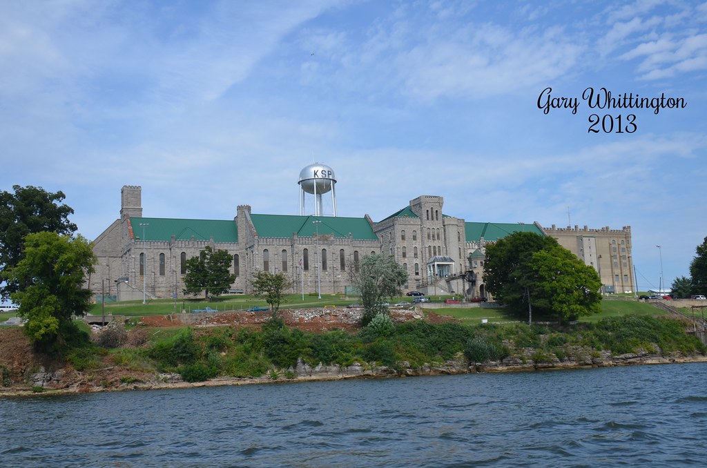 Kentucky State Penitentiary. Eddyville Kentucky Castle on … Flickr