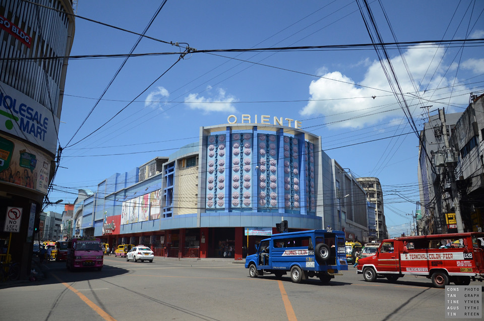 Colon Street Colon Street of Cebu oldest in the Philippi… Flickr