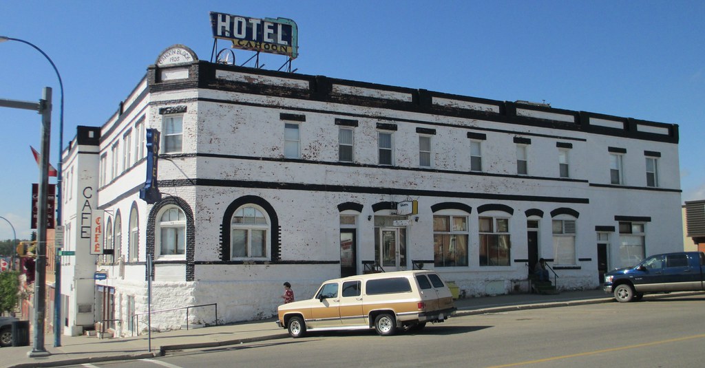 Hotel Cahoon (Cardston, Alberta) Cardston is a lovely comm… Flickr