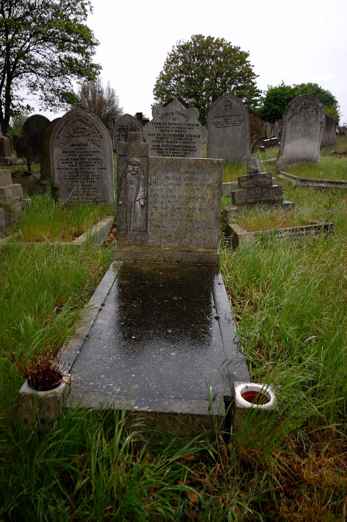 l035 St. Patrick's Catholic Cemetery, Leytonstone. The plo… Flickr