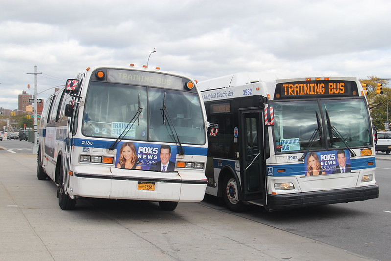 NEW YORK CITY Buses Page 6 SkyscraperCity