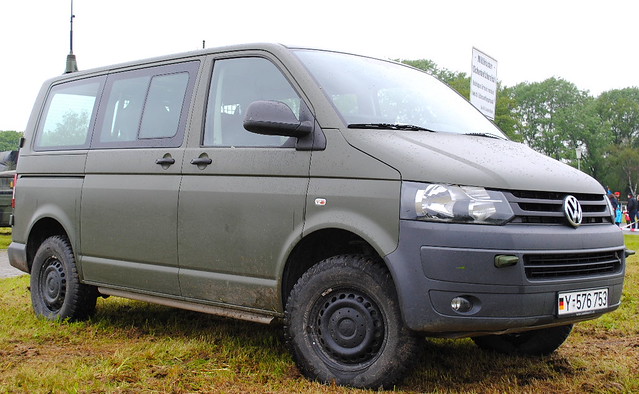 VW T5 mit Leitkreuz....? Widder GP VW Bus Forum Militärfahrzeugforum