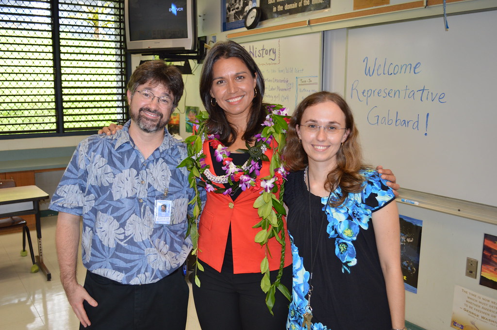 Kealakehe High School Visit Rep. Tulsi Gabbard with Kealak… Flickr