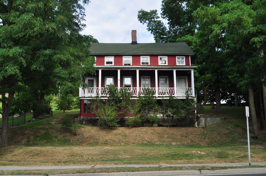 House in Cold Spring Harbor 01 House near Billy Joel Cold … Flickr