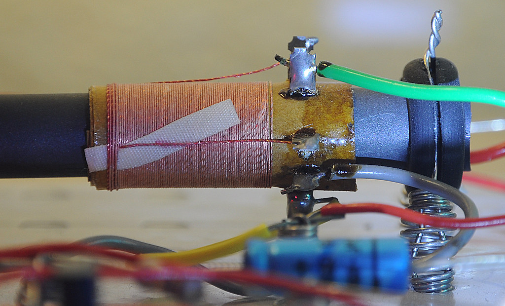 Philips EE2003 DIY AM radio. Front end Antenna coil on a … Flickr