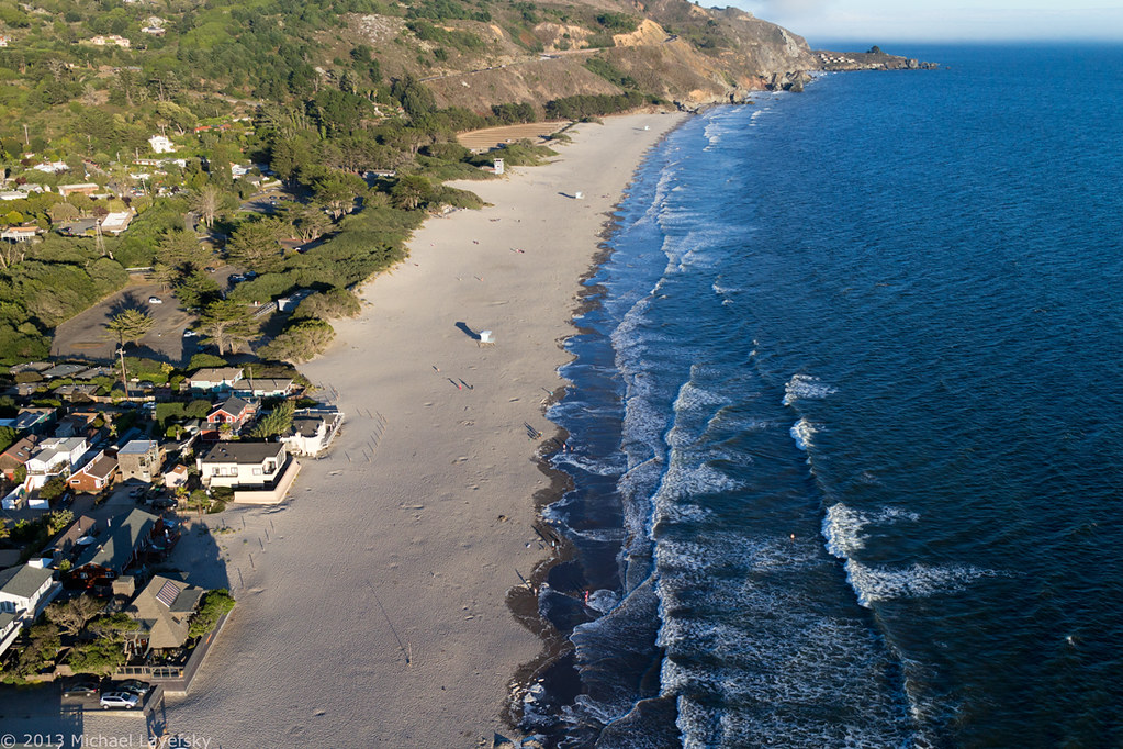 Stinson Beach Aerial view of Stinson Beach, at the foot of… Flickr