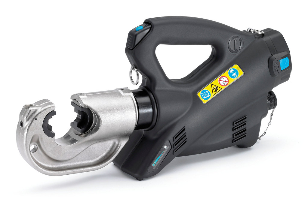 Cembre B131LNC Battery Powered Crimping Tools Cembre B131… Flickr