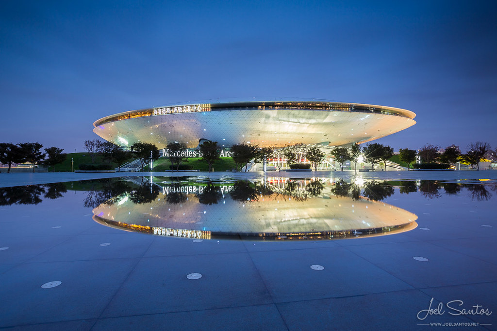 Mercedes Benz Arena Shanghai Looking like a flying