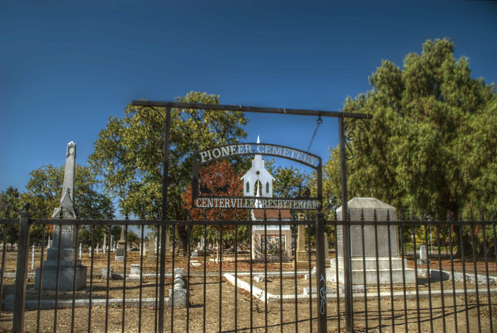Centerville Pioneer Cemetery Also known as the Centerville… Flickr