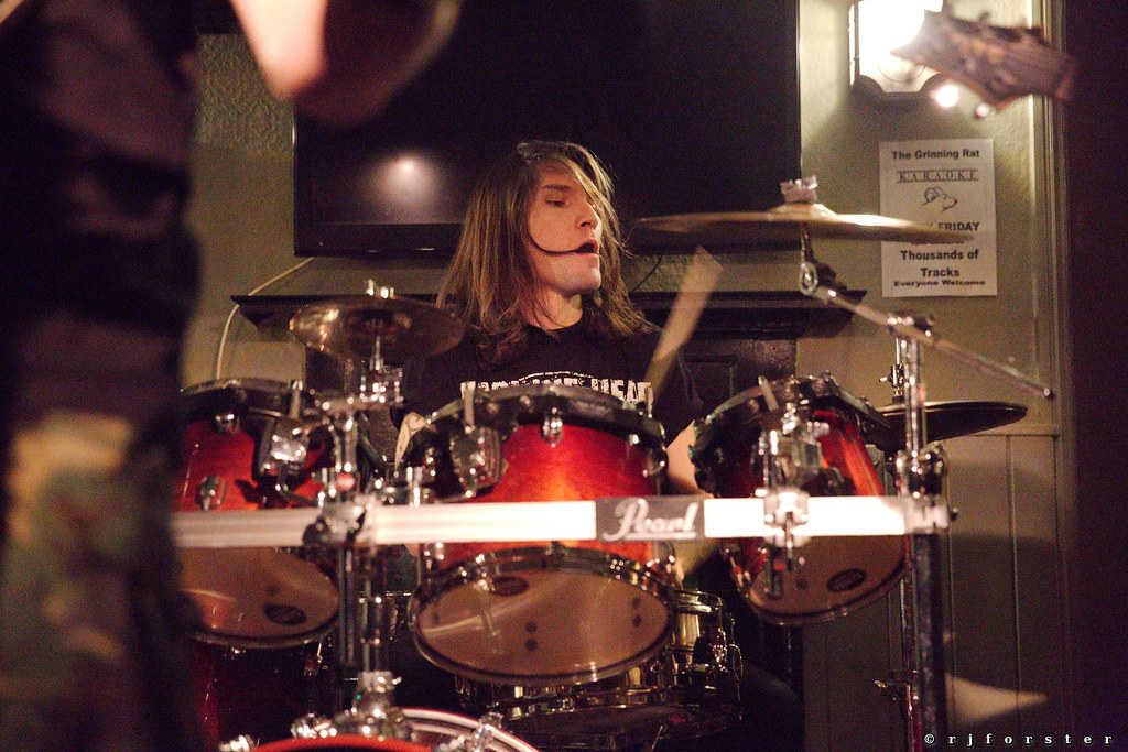 Lucien Sarti 1M1A8996 Lucien Sarti playing their brand of … Flickr
