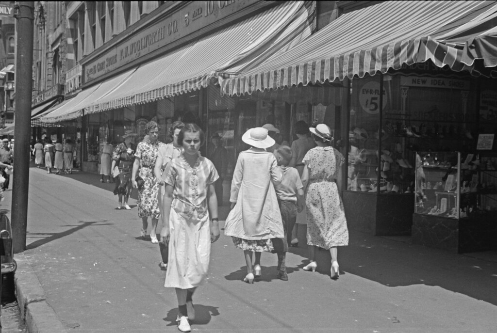F. W. Woolworth Store Manchester NH 1937 F. W. Woolworth S… Flickr