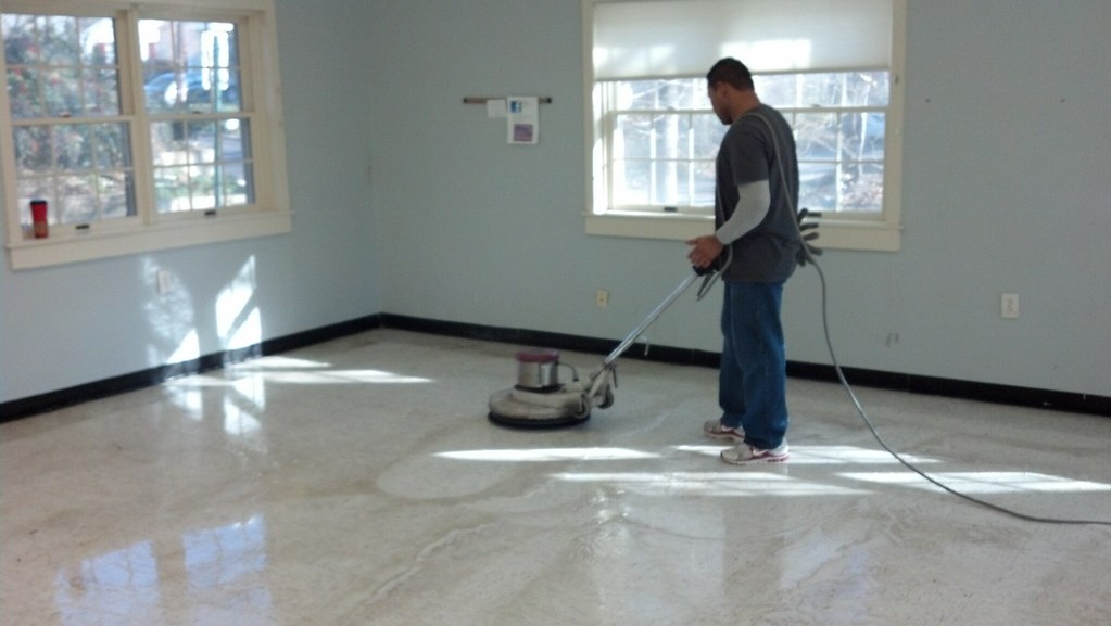 floor cleaning CBM clwaning and rewaxing a rec center in … Flickr