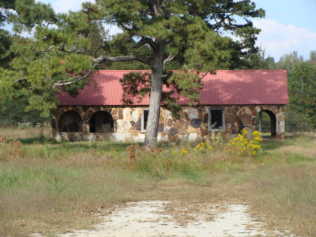 Abandoned Rock HouseDogtown, Al. New metal roof on Rock… Flickr