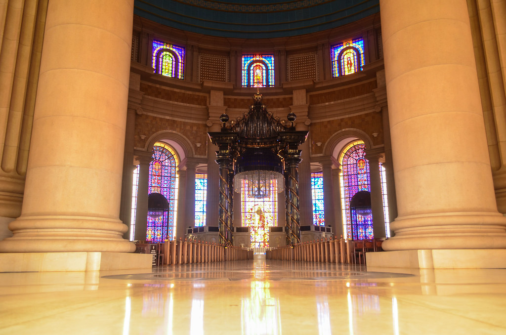 Basilique NotreDame de la Paix de Yamoussoukro Basilica o… Flickr