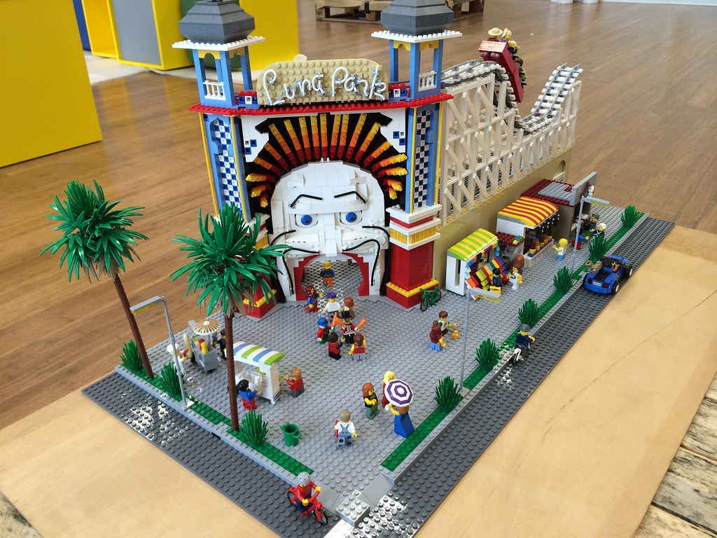 LEGO Luna park St Kilda LEGO Luna Part, St Kildas historic… Flickr