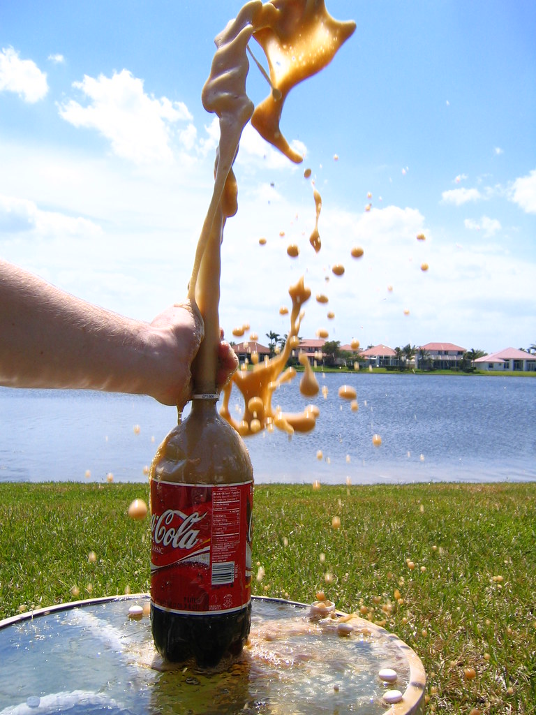 Mentos Candy & Coca Cola Soda Volcano 1 Paul's Travel