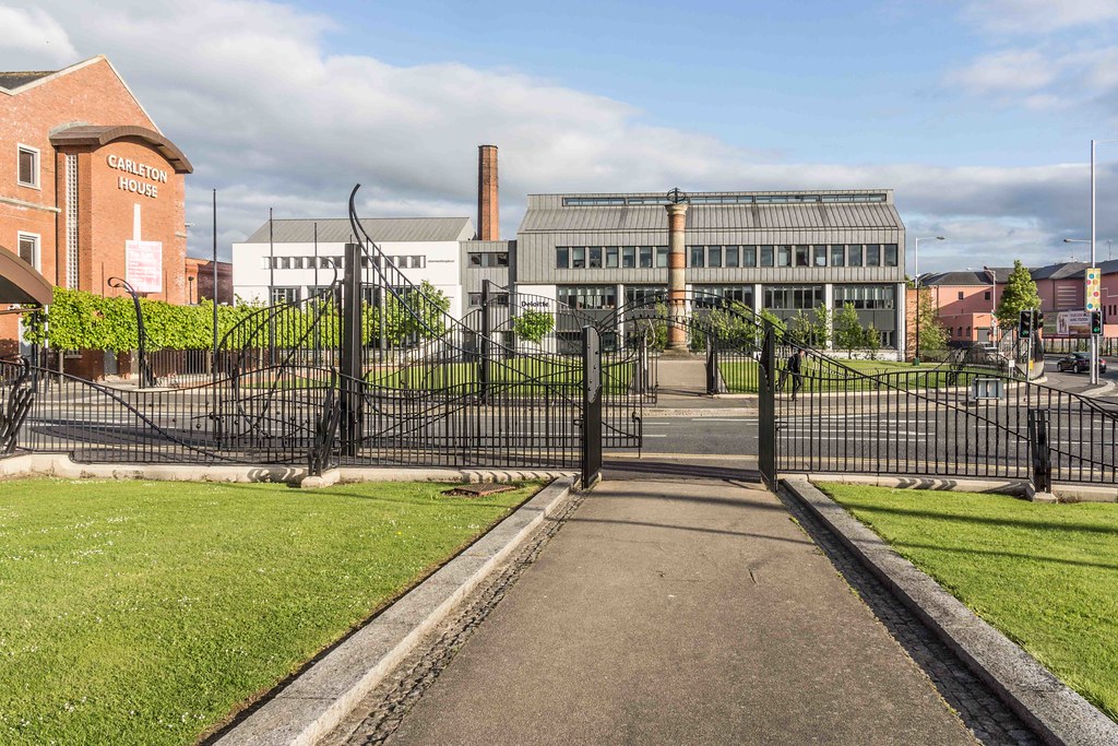 GASWORKS A FREQUENT VISITOR'S GUIDE TO BELFAST