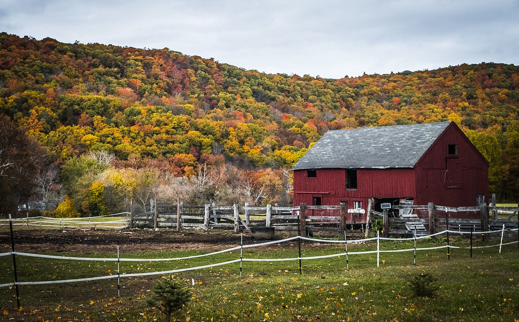 Kent, Connecticut Farm near center of Kent, CT Bob P. B. Flickr