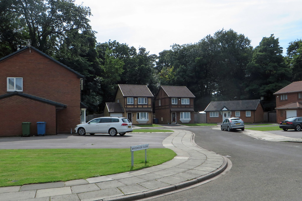 Brookside Close The body under the patio would have been b… Flickr