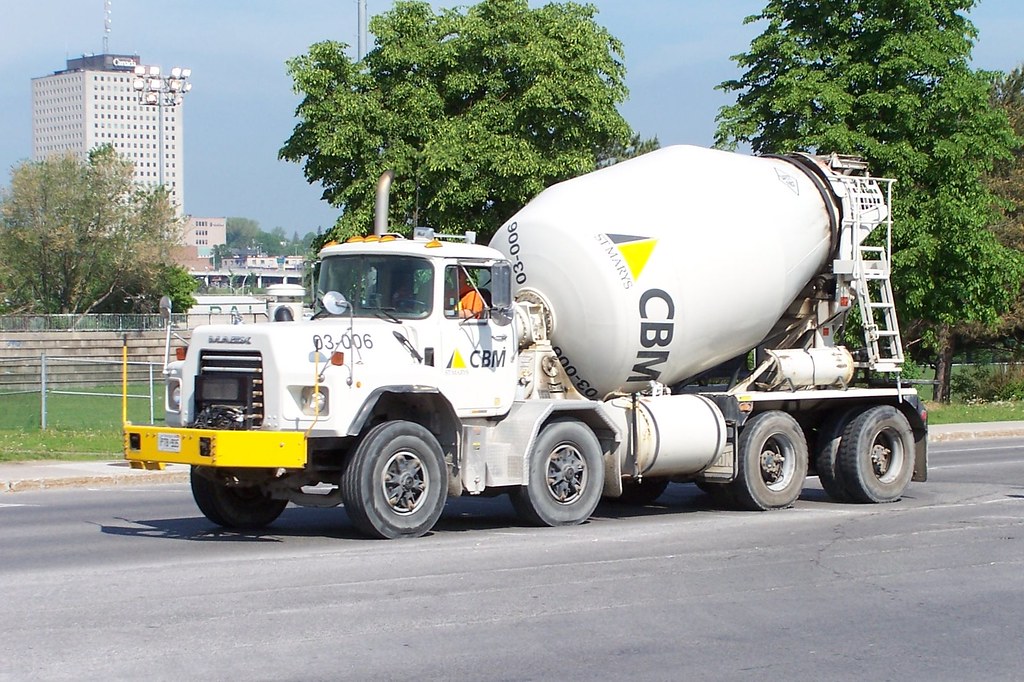 St Mary's CBM Cement 03006 Mack R Concrete Mixer truck wi… Flickr