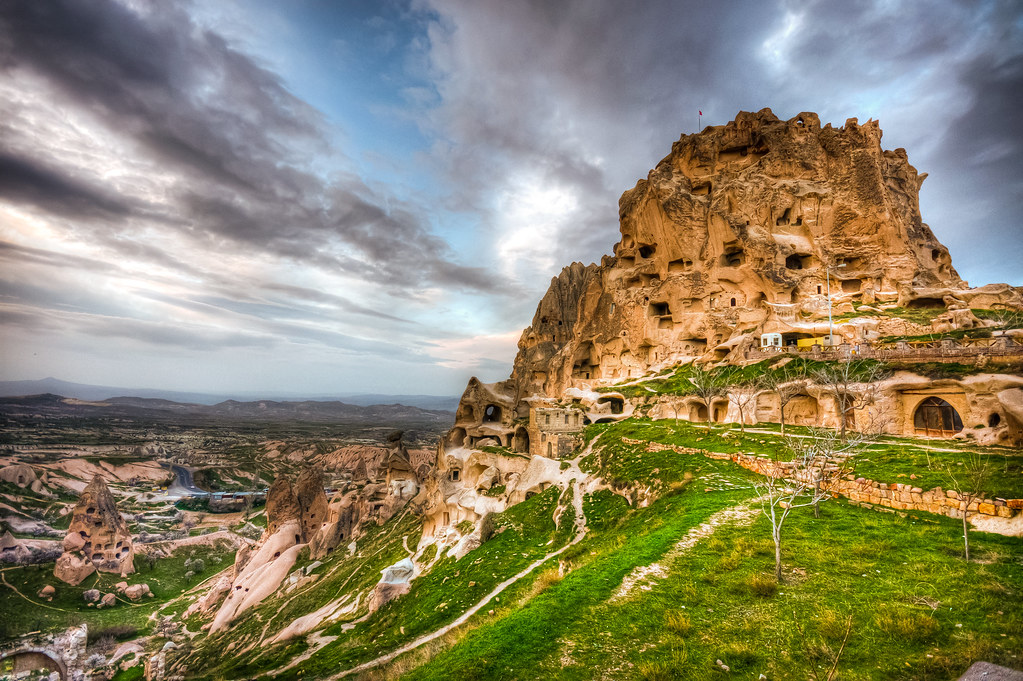 Uchisar, Cappadocia Uçhisar Castle is the summit where Cap… Flickr