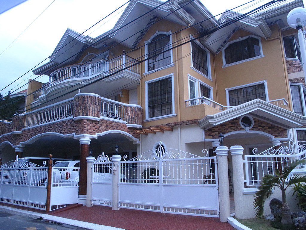 the house that Manny Pacquiao built BF homes enrique de le guapo Flickr