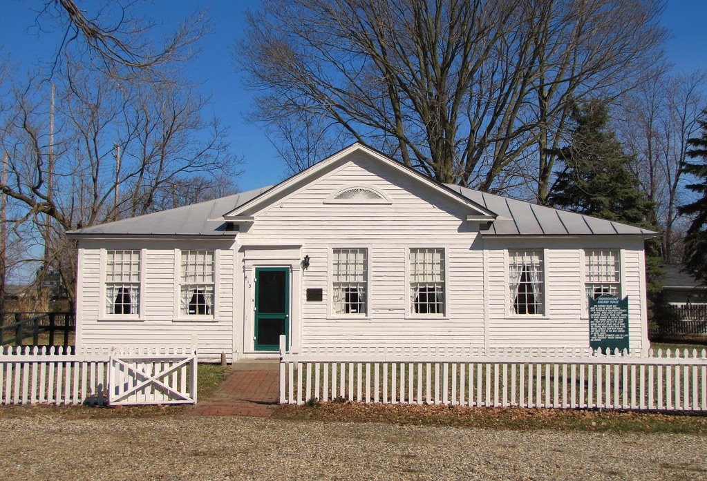 Underground Railroad Station This house in Schoolcraft, Mi… Flickr