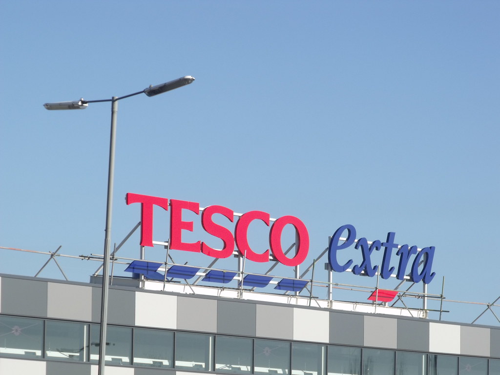 Tesco Extra Coventry Road, South Yardley sign A frosty… Flickr