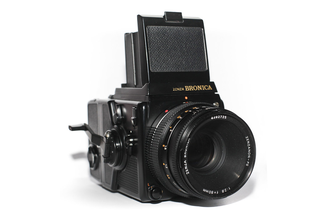Bronica SQB The Bronica SQ series was introduced in Octob… Flickr