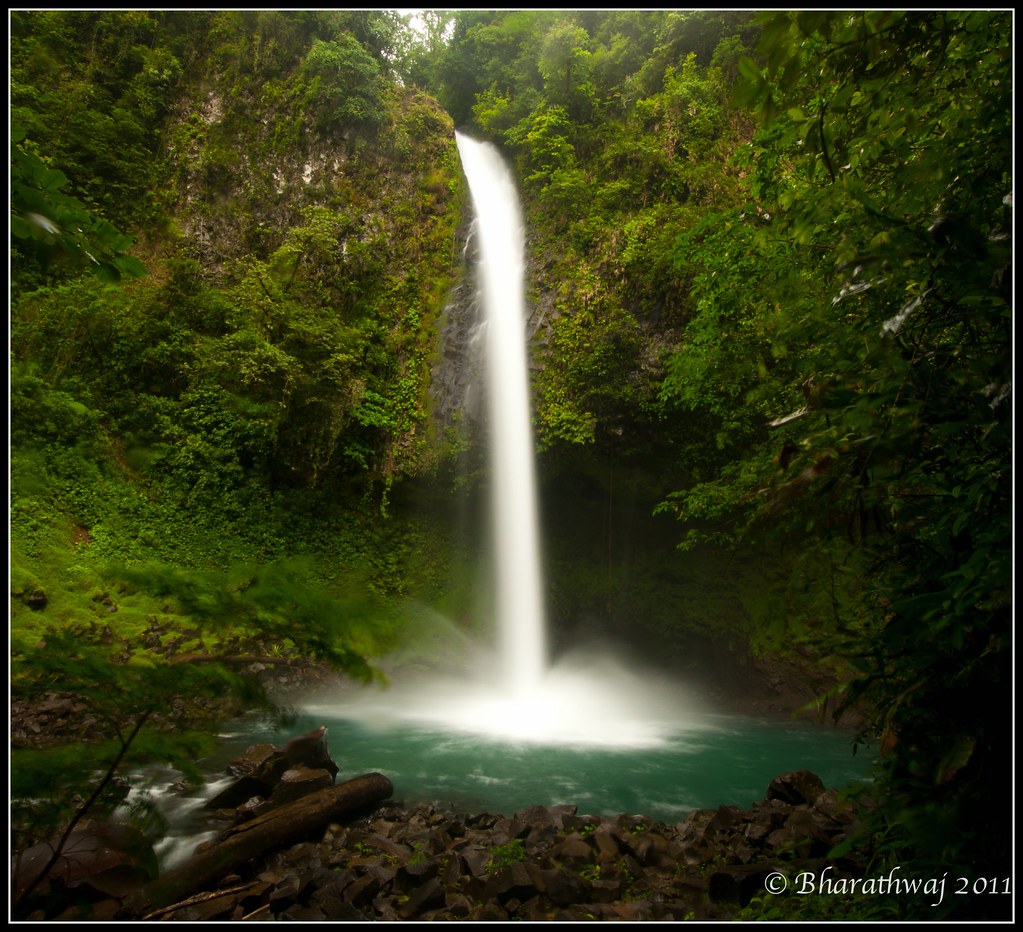 Catarata La Fortuna, Costa Rica La Fortuna is a waterfall … Flickr