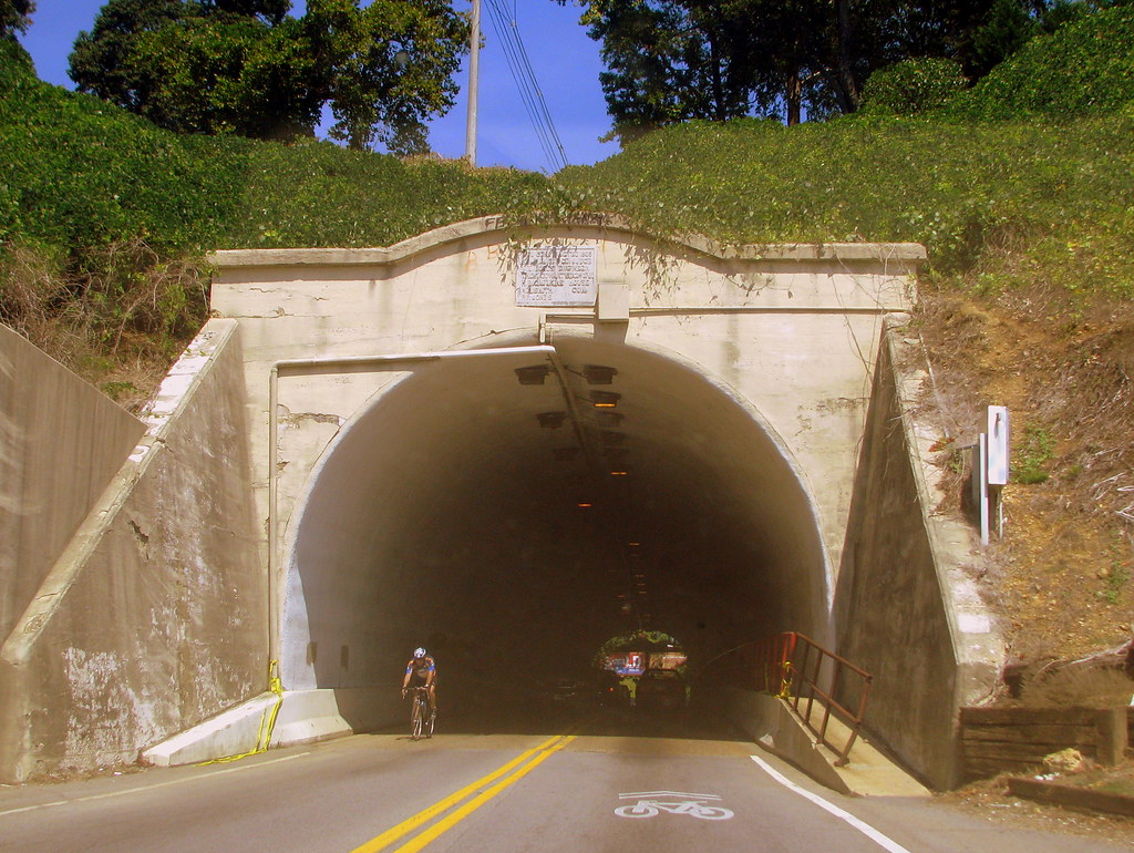 Stringers Ridge Tunnel Chattanooga This tunnel north of … Flickr