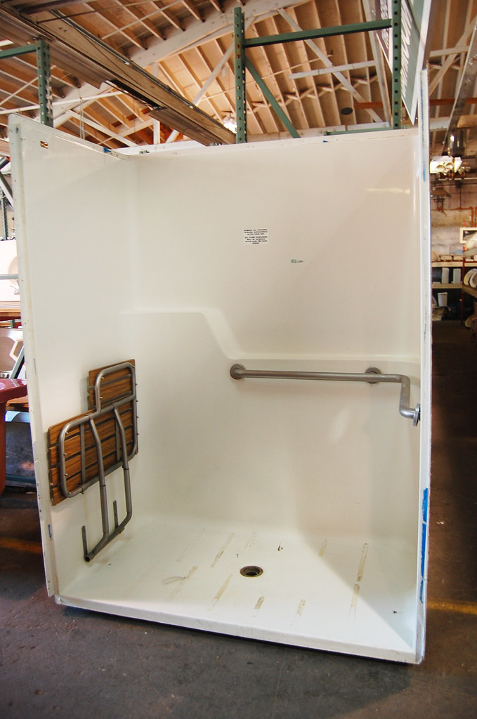 Enclosed fiberglass shower surround units with benches 1… Flickr