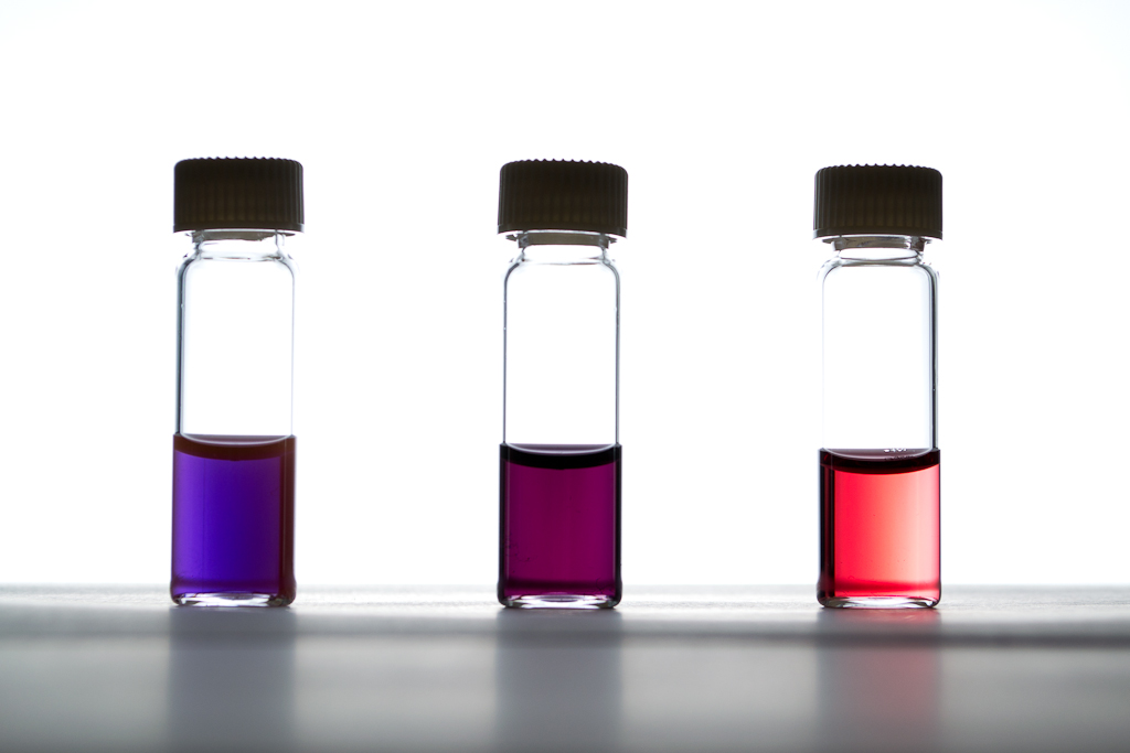 Gold Nanoparticles Gold nanoparticles of different sizes (… Flickr