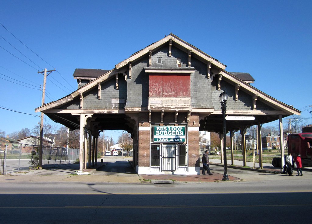Wellston Loop, Wellston, MO !!!!! Used for trolleys long a… Flickr
