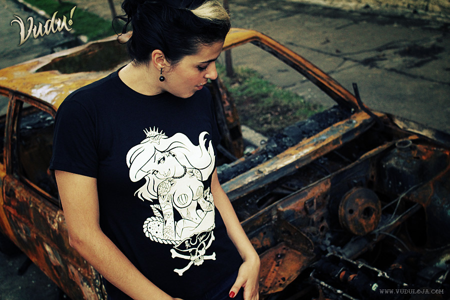 Blusinha Ariel Tattoo Vudu Flickr