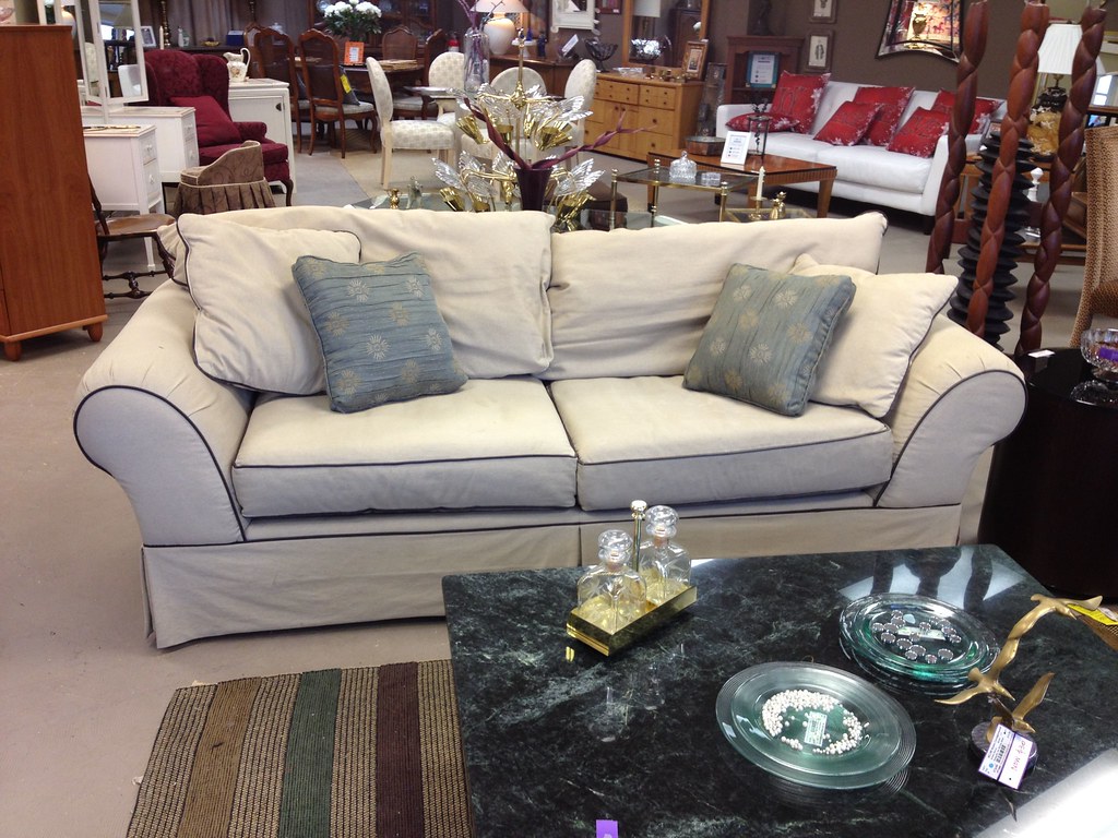 Hickory Hill Sofa NCJW Home Consignments Flickr