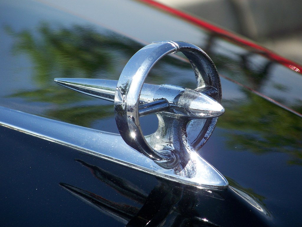 1950 Buick ( Gun Sight ) Hood ornament I have loved these … Flickr