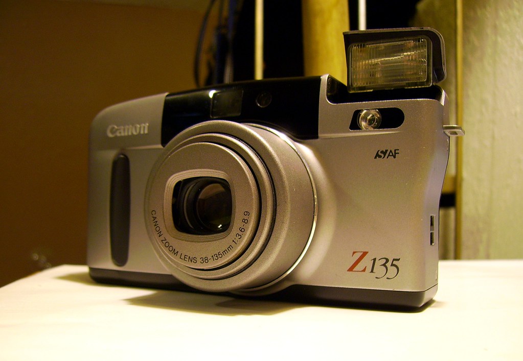 Canon Sure Shot Z135 The Z135 is a late entry in the legen… Flickr