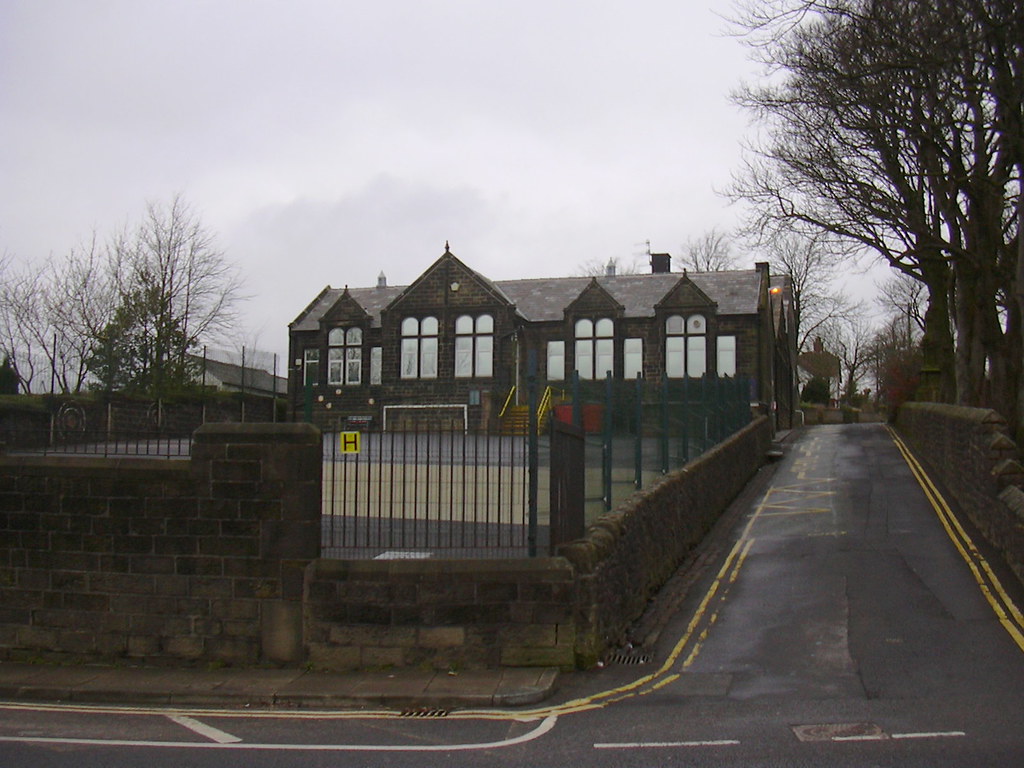 Christ Church (C of E) Primary School, Keighley Road. Coln… Flickr