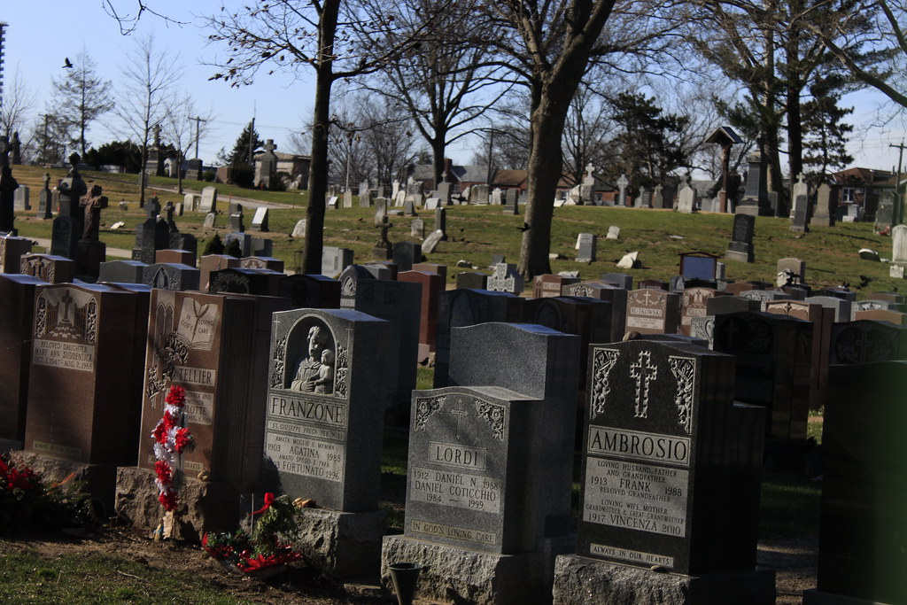 Mount St. Mary Cemetery South Flushing, Queens, New York C… Flickr