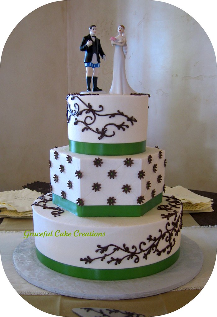 Simple Ivory, Green and Brown Wedding Cake Grace Tari Flickr