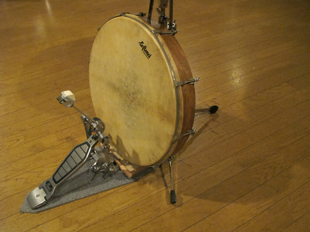 my new mini drum kit kick drum carry it on the subway? no … Flickr