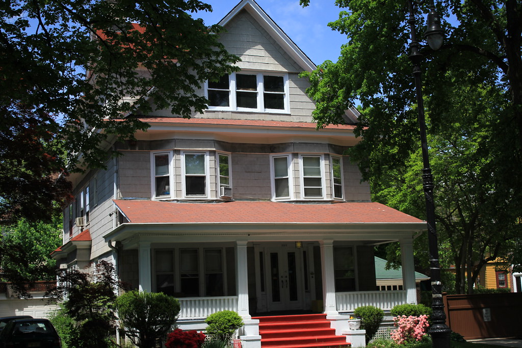 Ditmas Avenue Ditmas Park, Brooklyn New York City, New Yor… Flickr